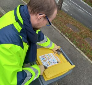 Opération stickers sur votre bac jaune