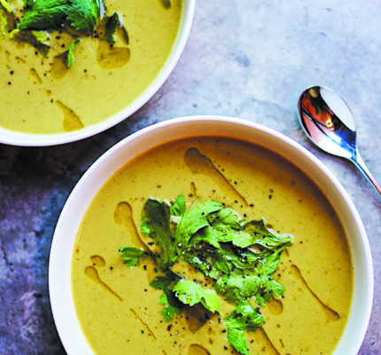 Recette 2-en-1 : soupe et bouillon de légumes
